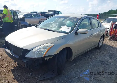 2010 Nissan Altima 2.5 S from USA, damaged, VIN 1N4AL2AP7AN406192